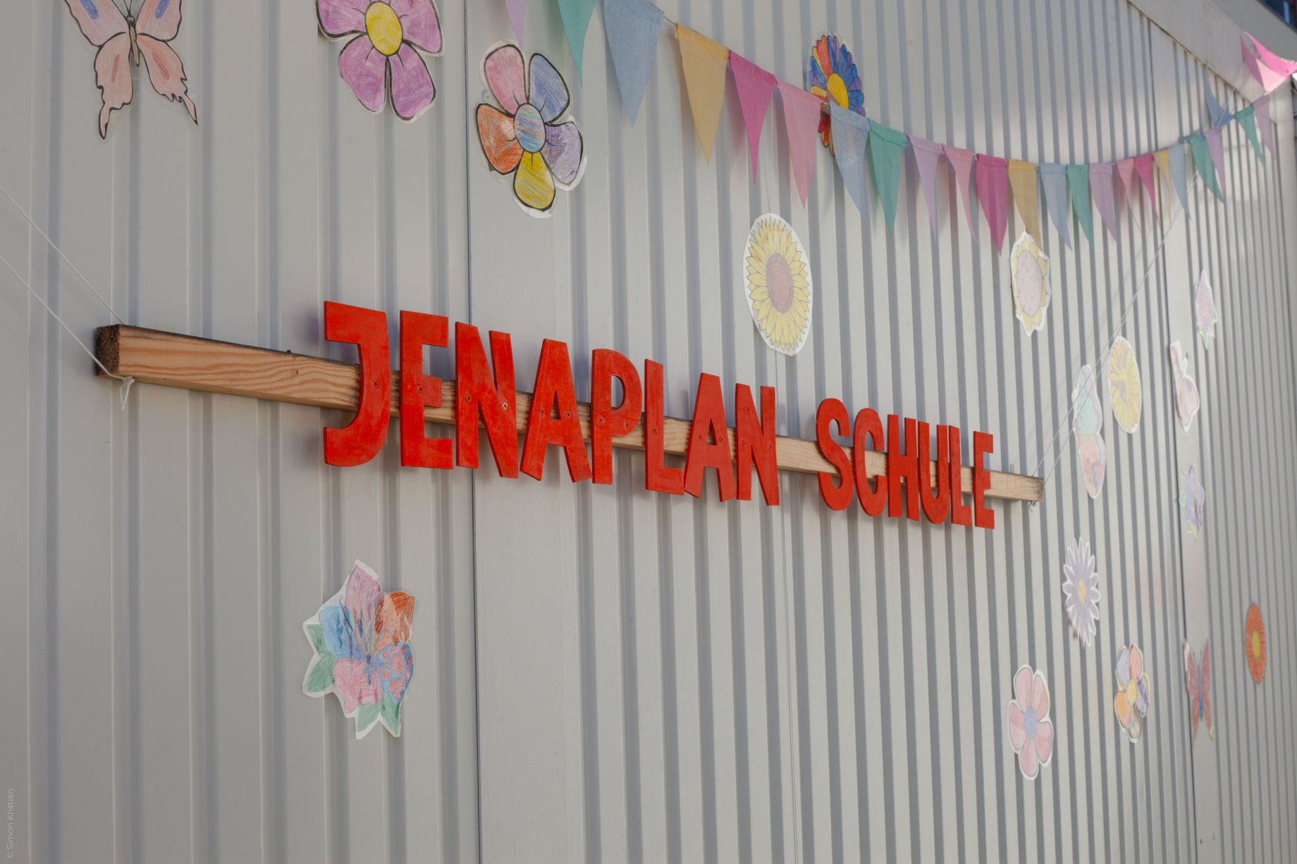 Gebasteltes Logo der Jenaplan Schule