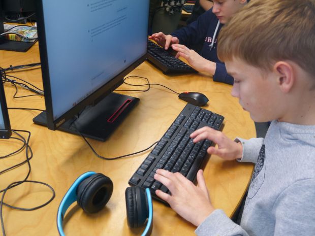 Schüler am PC